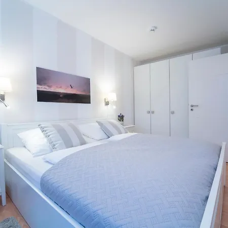 Lägenhet Strandnest